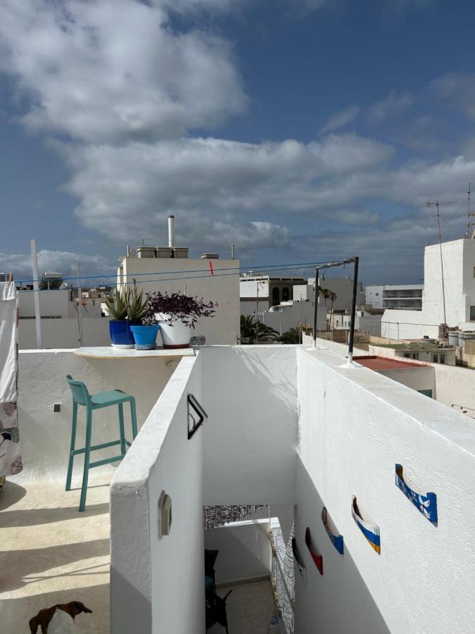 La Buganvilla Rooms Аресифе Екстериор снимка